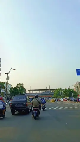 rel kereta api KRL legendaris  Ambil free (gratis) Siapa tau bisa sedikit bermanfaat 🙏 #fyp #jakarta #jaktim #matraman  Footage in jakarta dan sekitarnya