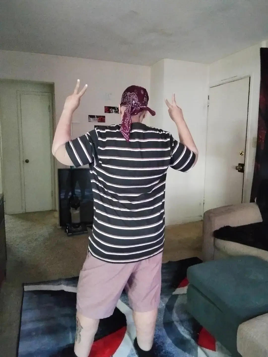 I've come a long way from weighing 376 lb to now weigh 185 it's been a long road up until now lots of abuse manipulation and brainwashing I've overcome and broke many generational curses. I'm a survivor not a victim and I'm very proud of my weight loss I'm very proud of who I have become like I said I broke generational curses and I moved on from all the past abuse I was able to lose all that weight