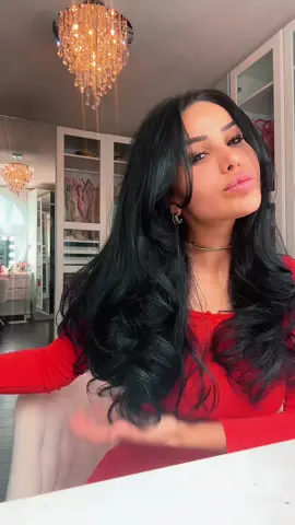 Gloss Drop ✨ silky no weight hair serum .. it seals split ends,  and acts like a shield for your strands, it protects from heat and sun damage @Tarfabeauty  #tarfabeauty #hairglowup #haircare #glowup #beautytok 