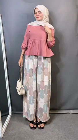 masih penasaran kenapa harga nya semurce ini,bahan nya ademm poll beneran🫶🥰#blouse#blousewanita#atasanwanita#atansankaosmurah