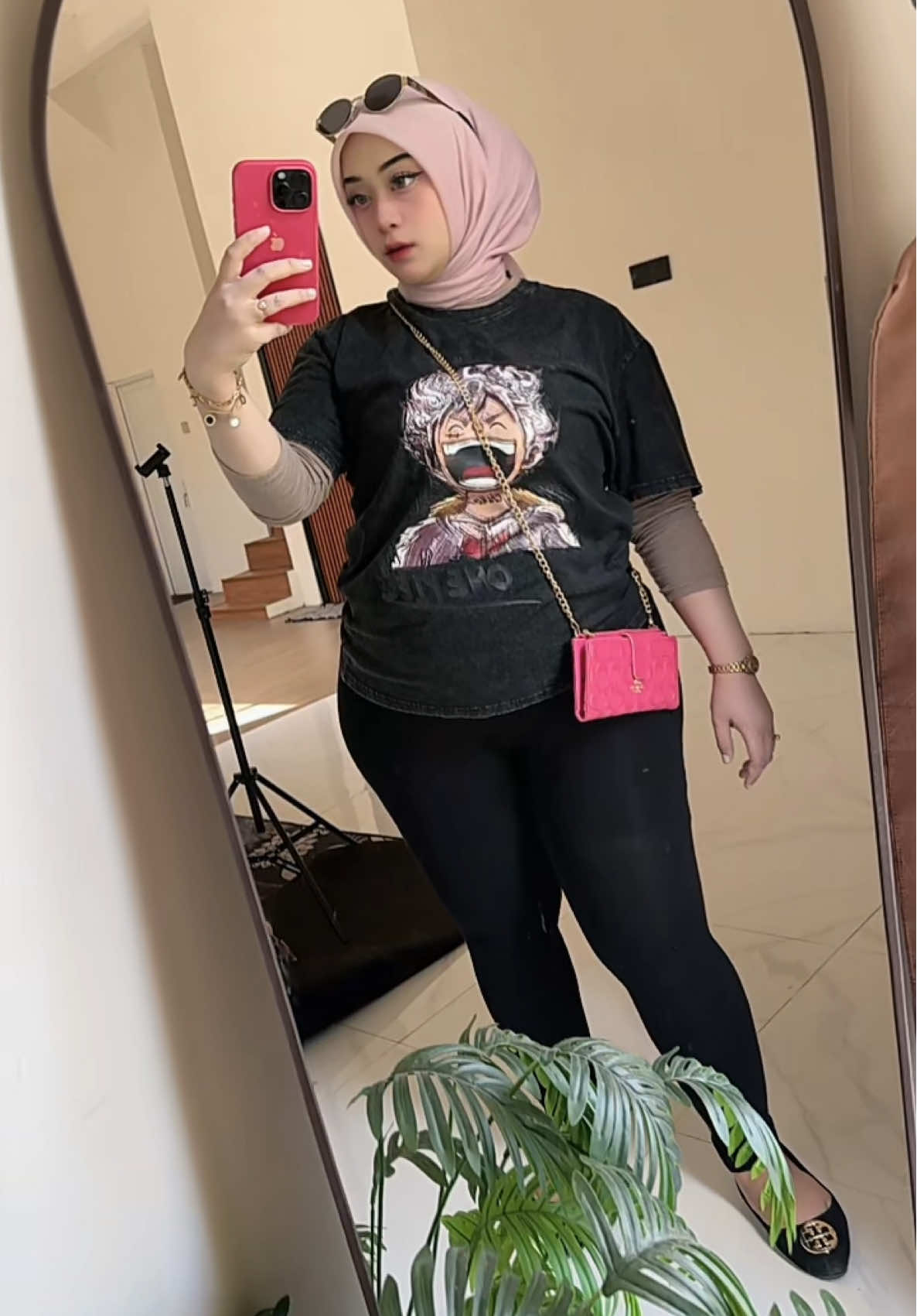 Celana gemez Legging khusus bumil kalo pgn jalan2 jadi ringan😋