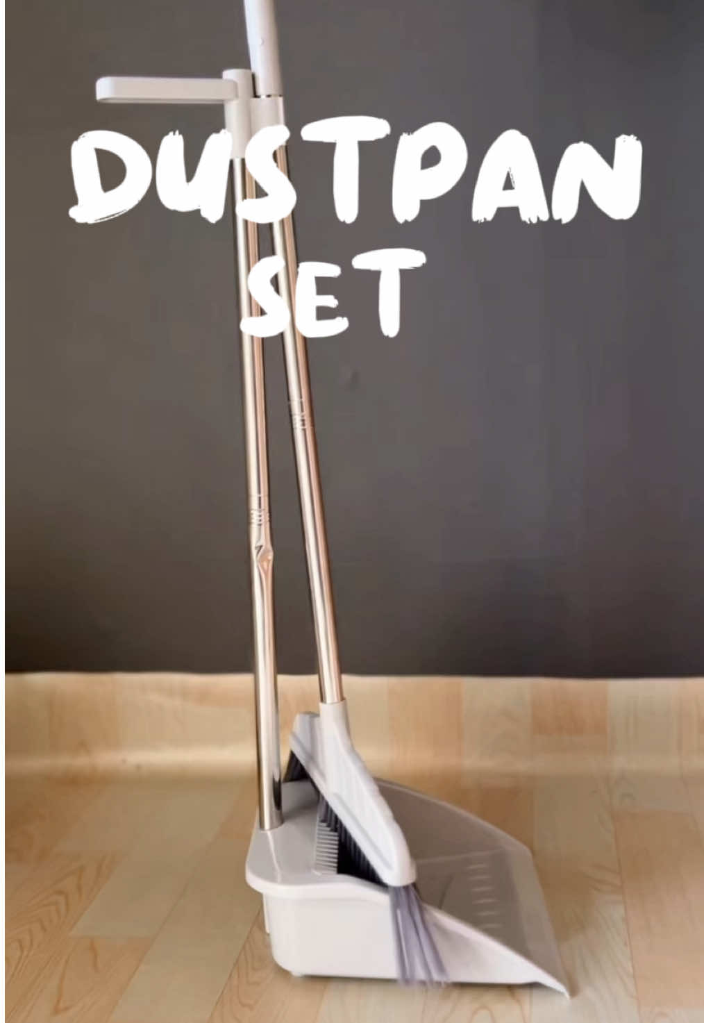 Affordable na dustpan at maganda pa ang quality niya . #dustpan #broom #set #cleaning #household 