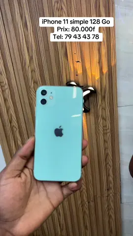 iPhone 11 simple 128 Go  Prix: 80.000f Tel: 79 43 43 78
