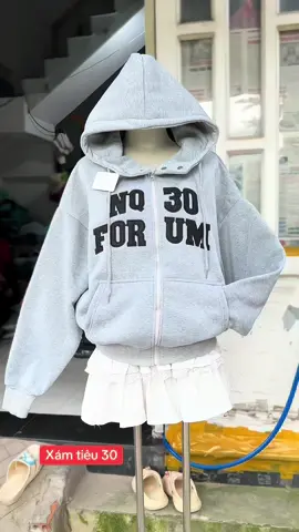 Áo khoác nỉ form rộng dày dặn dưới 75kg