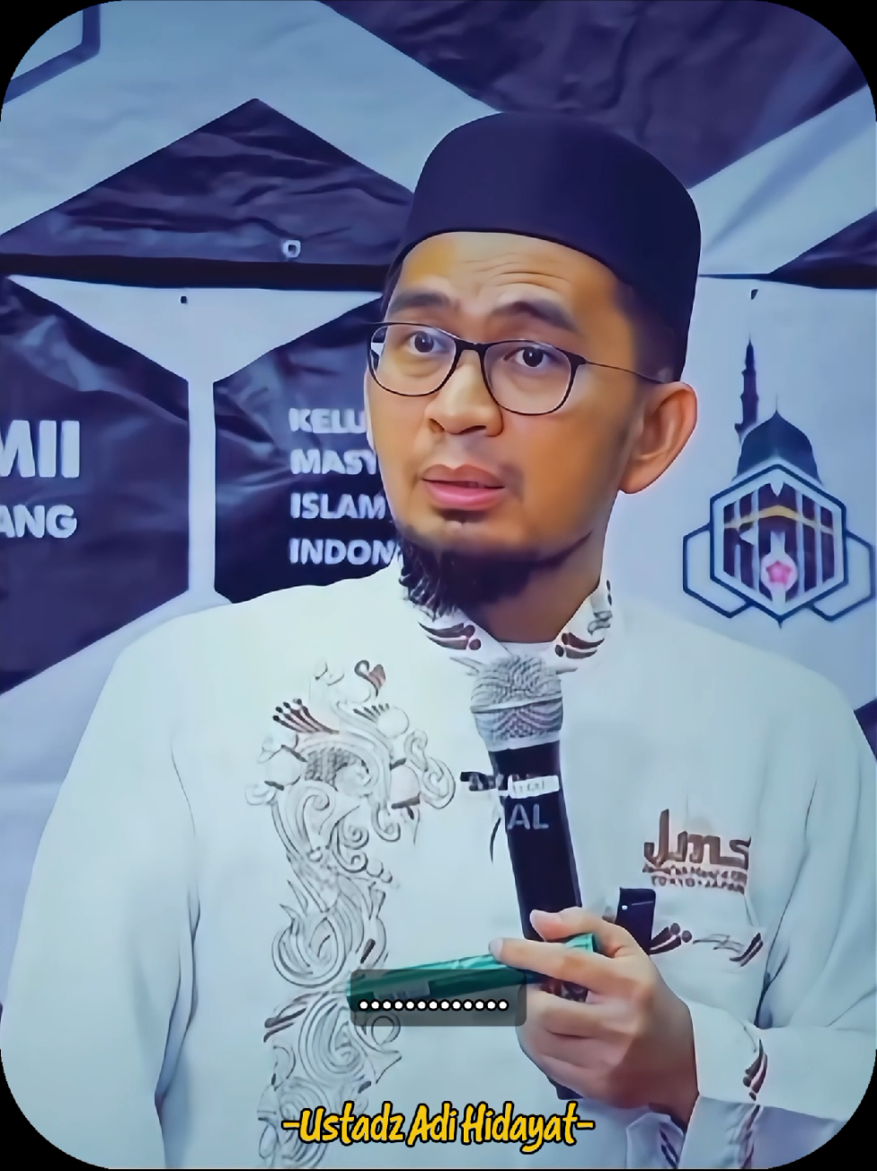 Kenapa engkau menyerah dengan satu masalah, jika ribuan masalah saja pernah kau lewati?🍂🥀  #selfreminder #dakwah #ustadzadihidayat #fyp 
