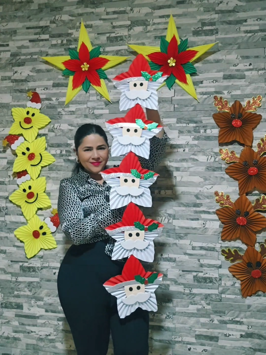 Rosetones de Santa Claus, decoración Navideña  #EstrellaSanta #ManualidadesNavideñas #DecoraciónNavideña #NavidadCreativa #HechoConAmor   @Creatividades con Ademar @Creatividades con Ademar 