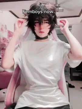 When they didn’t need 50 pounds of makeup and 100 filters to look somewhat feminine💔 #ralphmacchio #fyp #xyzbca #femboy 