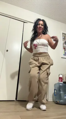 All I really wanna do is boogie 🤎#justwannadance #foxy💋roxy #roxana🤎 #💋arizona_finest💋 #chicana 