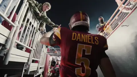 Game of the year possibly? #nfl #fyp #straps #chicagobears #football