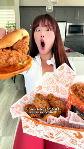 Trying NEW Popeye’s Hot Ones meal collab 🥵🍗   #popeyes #friedchicken #hotones #fastfood #FastFoodReview 