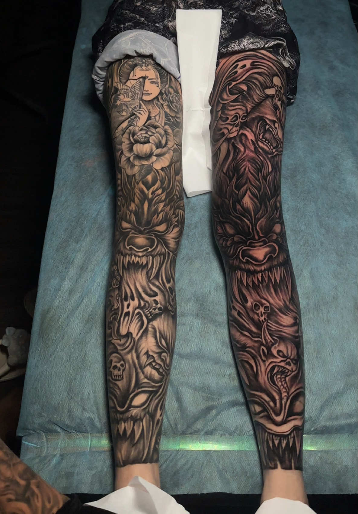 Hoàn thiện cặp chân quỷ tả cho em gái, mỗi buổi 1 chân 7 tiếng nha anh em #tattoo #tattoos #hinhxamdep #quyrap #quyrapsaigon  