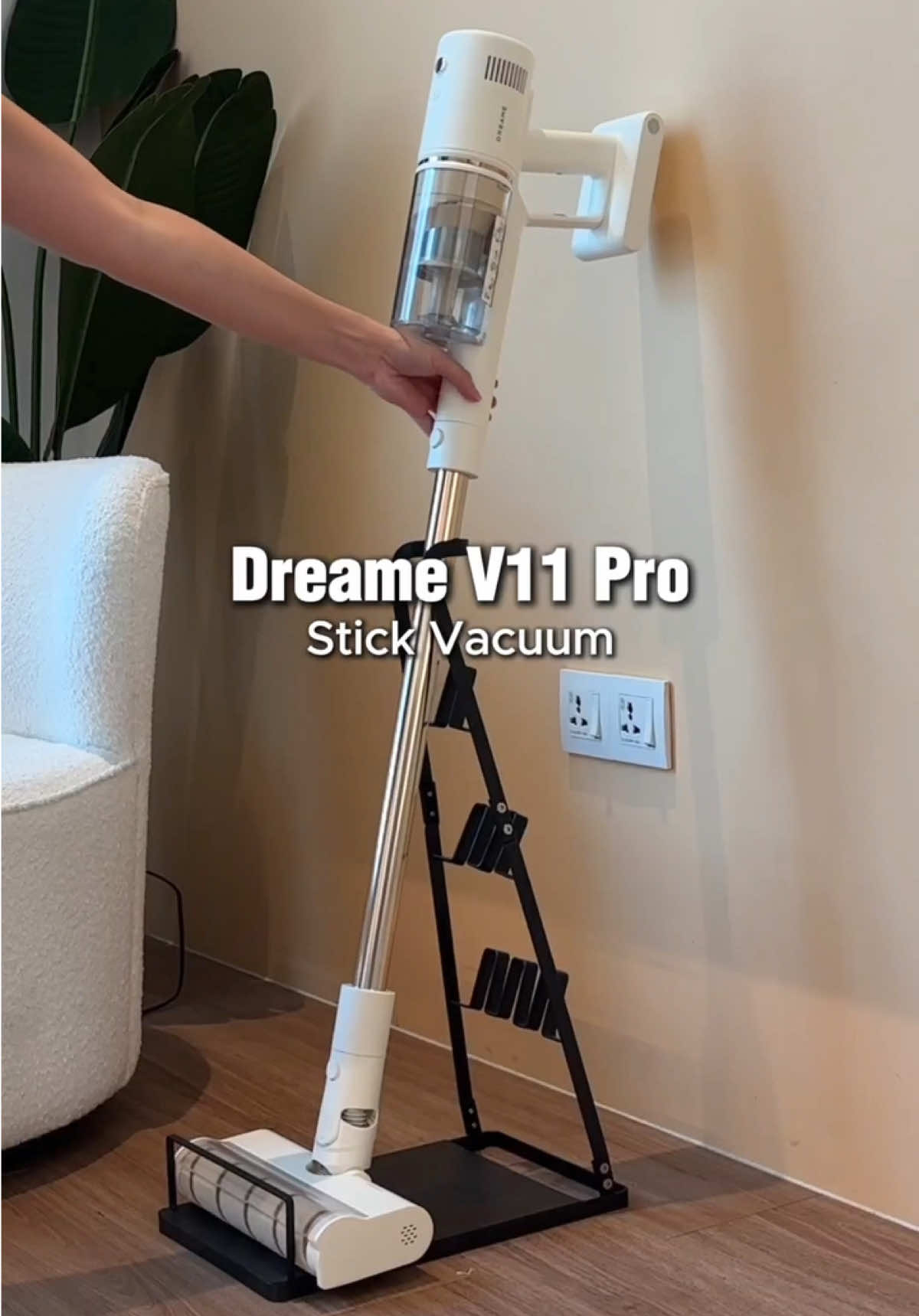 Dreame V11 Pro Cordless Vacuum | 100AW Suction, CelesTect™ Dust Sensor, 5-Layer Filtration System #Dreame #DreameV11Pro #CordlessVacuum #StickVacuum #SmartCleaning #HomeAppliance