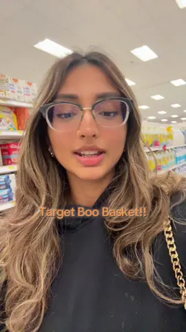 how to make a boo basket for your boo! in case anyone’s as bored as i am #halloween #boo #target #couple #browngirl 
