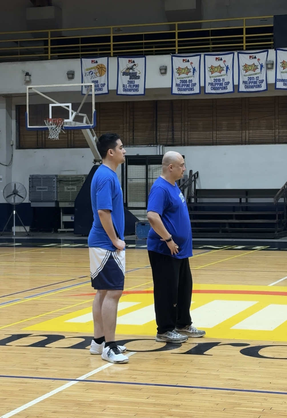 Star-studded training sesh with Mayor Vico Sotto and Alumns Jhaz, Yunika, and Sel 🦅💙 #AWBT #UAAPSeason88 #ATENEO #VicoSotto 