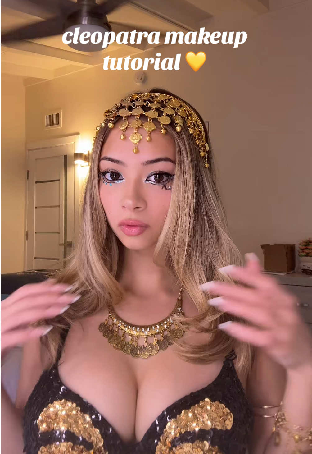 everything is used is linked in my bio 💛 #cleopatra #halloweencostume #halloweeninspo #fypシ #halloweenmakeup 