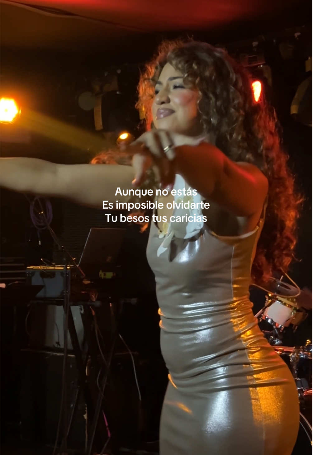 Aunque no estás 💔  #bachata 