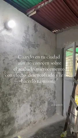 Aún no creo que yo lo haya hecho me quedó justo como lo quería 😍🙏🏻🙏🏻🙏🏻 #construction #construyendomicasita🙏🏻🏠❣️ #remodelacion #microcemento #paredes 