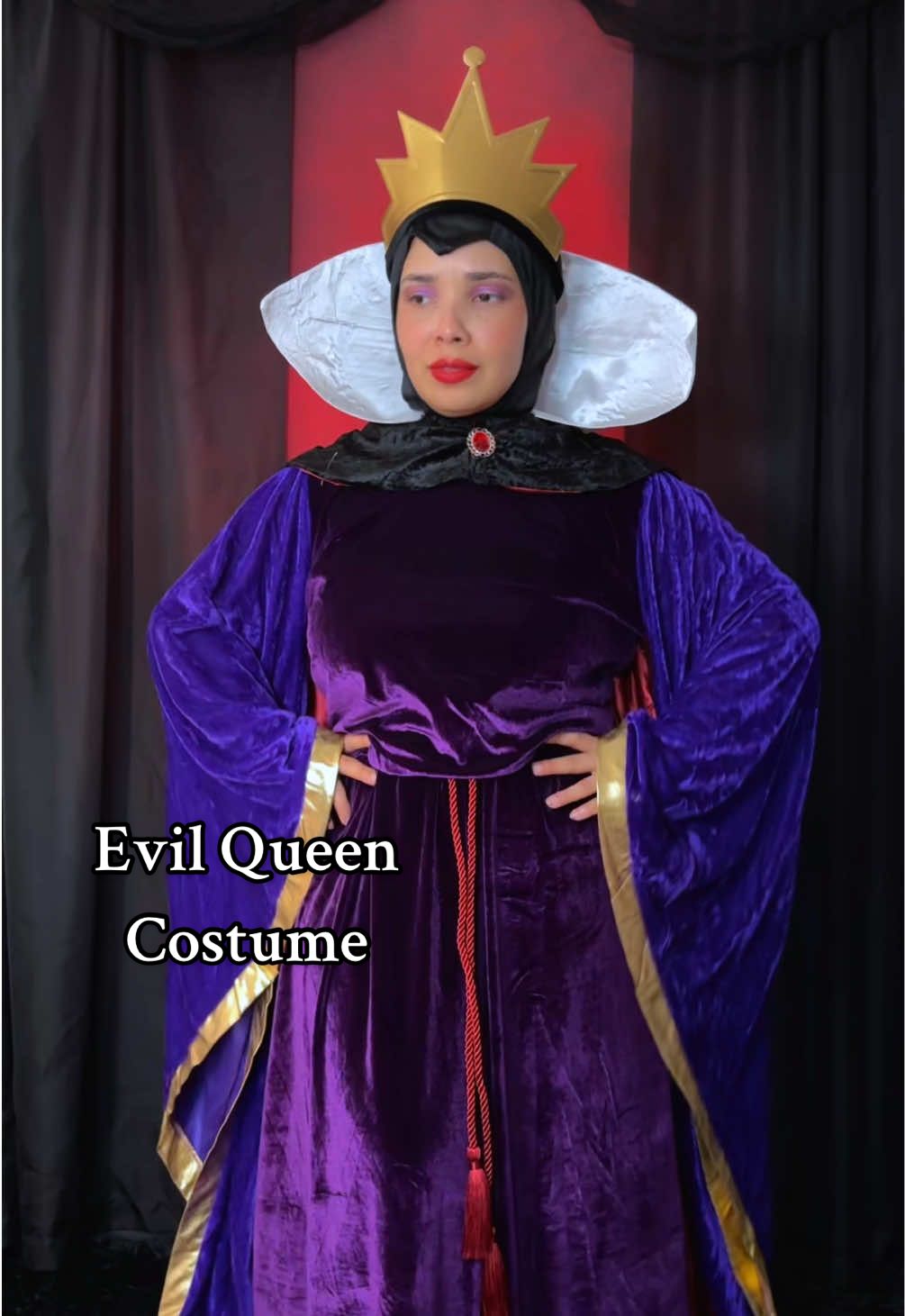 Day 8 Of 31 Evil Queen 👑🍎 This costume Runs Big So Down Size  4’11 | 176 | XL #tiktokshopcreatorpicks #31daysofcostumes #31DaysOfHalloween #tiktokshophalloween 