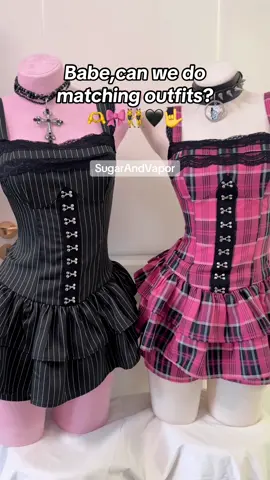 Tag the babe you’d twin this look with 🖤🩷 shop link in bio #sugarandvapor #foryou #fyp #outfitideas #matchingoutfit 