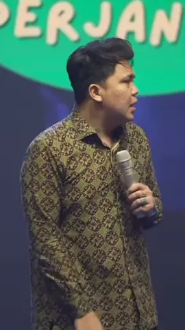 Cara main Tuhan itu,dia membentuk karakter kita dulu sebelum kita menerima berkat darinya supaya ketika kita berada di atas kita tidak mudah goyah. #motivasikristen #storykristen✝️ #kotbahkristen #renungankristen #fyppp #brandatiktok #tuhanbaik😇#loardjesus   #tuhanyesusmemberkati #psdavidherson