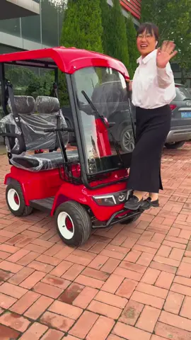 平稳、静音且环保的电力。#ElectricMobility#SeniorMobility#GolfCart#ElectricFourWheeler#ElectricTricycle