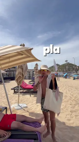 Que llevo en mi bolso versión playa #storytime #chisme #lovewins 