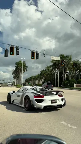 Martini 918🌴