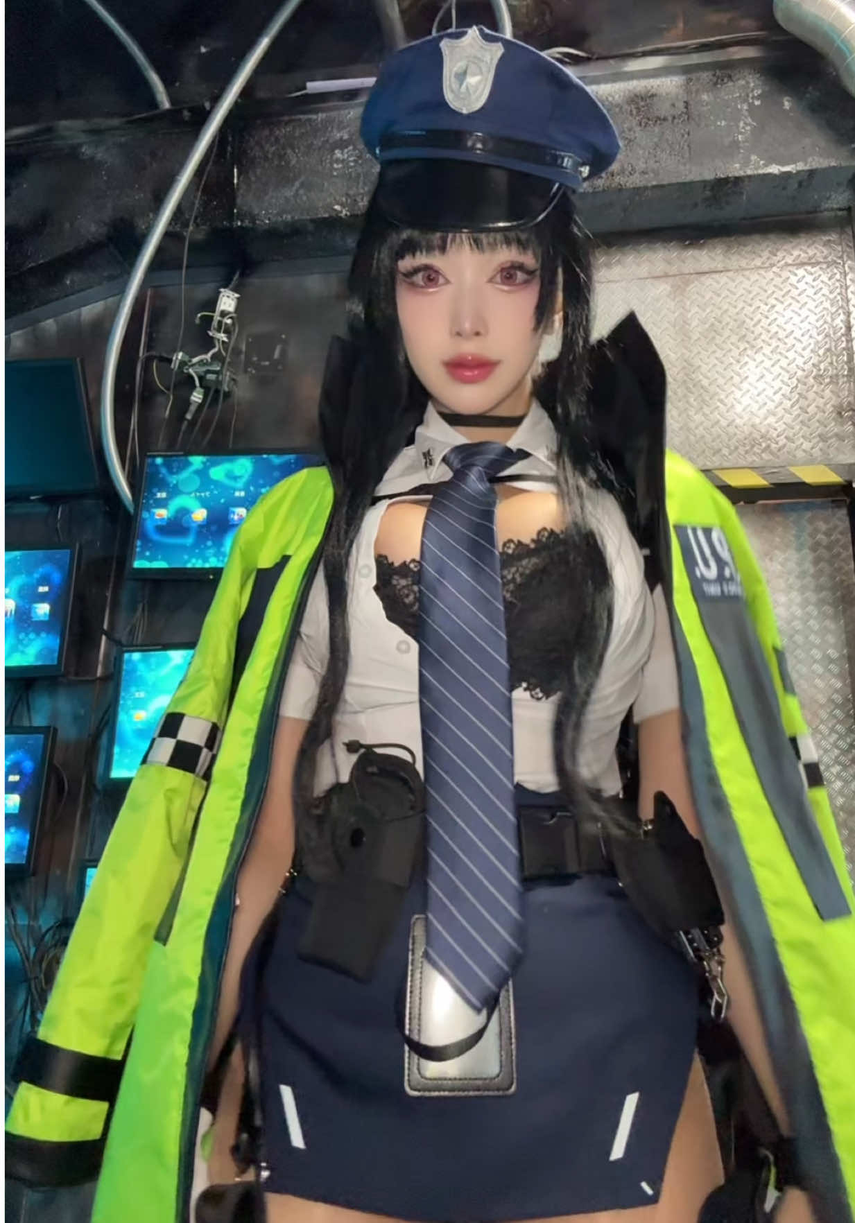 One more Police D lol #nikke #nikkexrebh #cosplay #cosplayer #nikkecosplay 