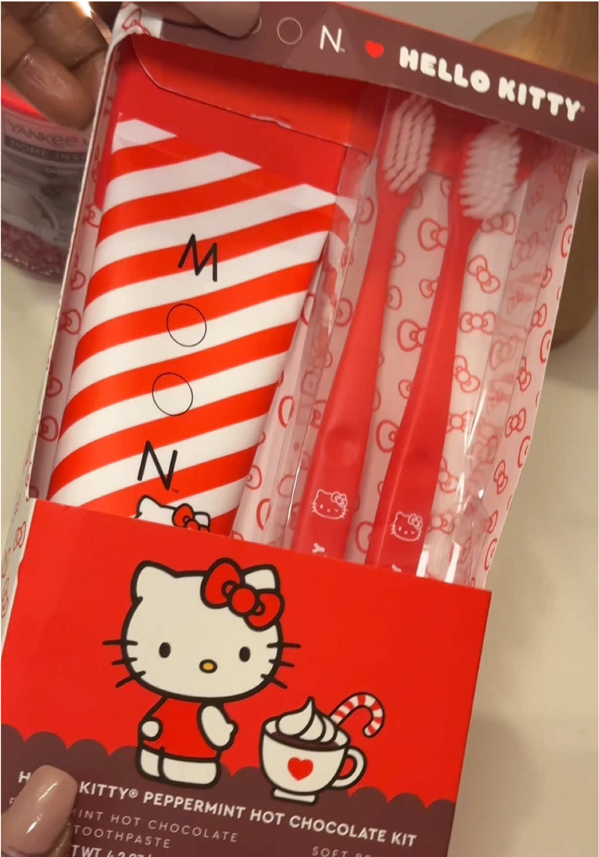 gifted by Moon Oral Beauty  Mommy-daughter brushing time 🪥Hello Kitty® made it extra sweet!” @Moon Oral Beauty @hellokitty #moonxhellokitty #momdaughter #selfcarevibes #fypシ゚viral #cozyvibes 