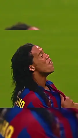 ronaldinho skills prime barcelona #football #fyp #VoiceEffects 