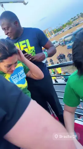 O teu choro será cessado, mulher de fé e valentia! 🇧🇷 Michelle Bolsonaro, o Brasil está contigo e com o nosso capitão! Que Deus siga à frente dessa luta! Anistia já ampla, geral e irrestrita! 