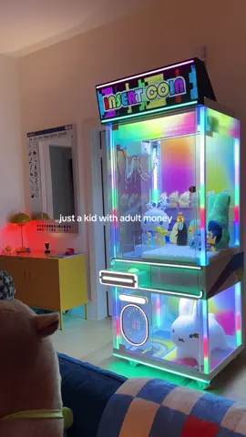 and now I’m broke 😭 #dopaminedecor #maximalism #maximalist #maximalistdecor #colorfulhome 