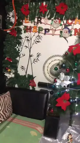 🌿 4ft Christmas Tree 🌿 Limited lang yung space sa bahay? No problem ! this 4ft Christmas tree is the best way for you !  #christmastree #christmasdecor #festivevibes #christmastok #fyp 