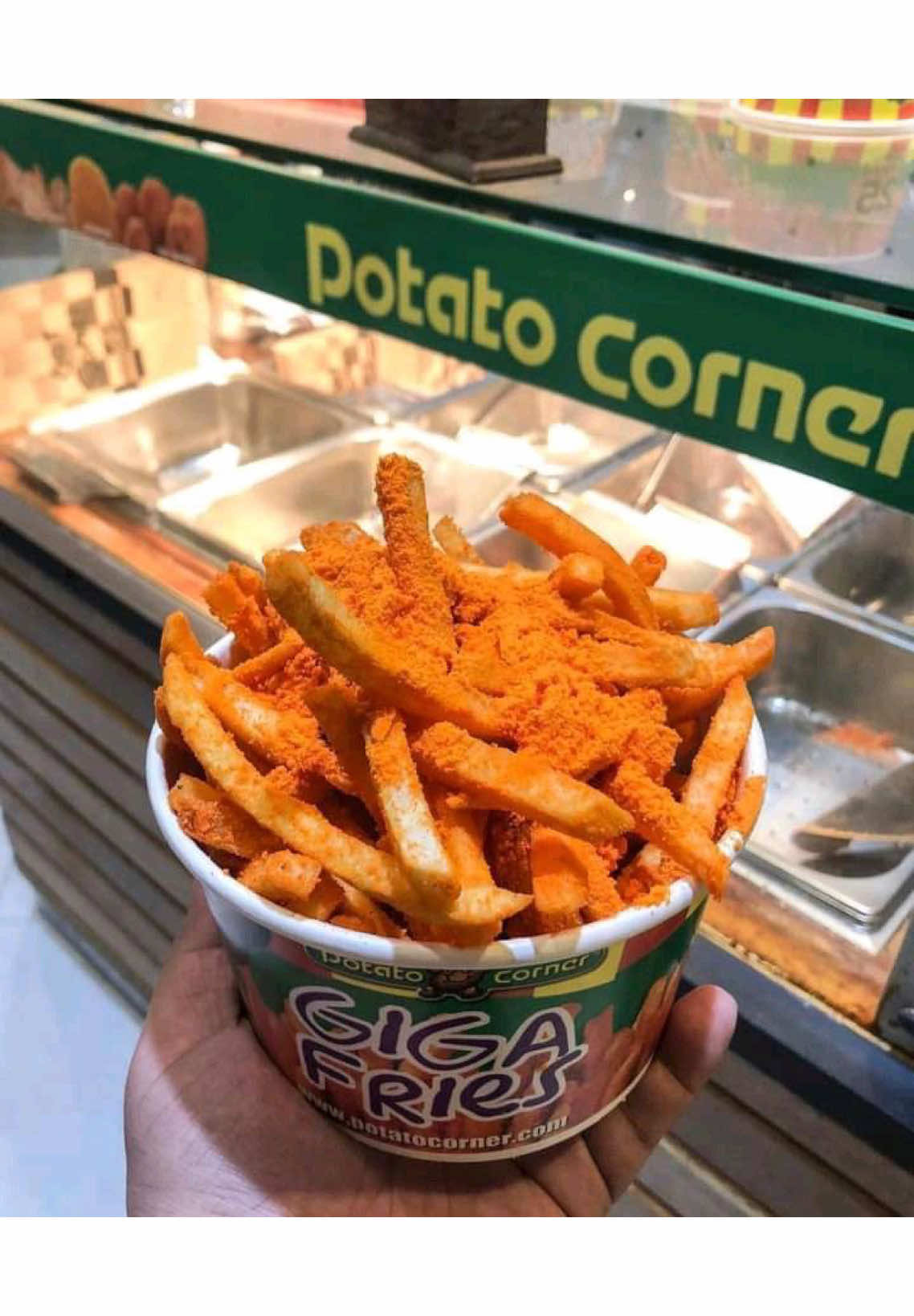 Yum #potato #potatocorner #cheese #deliciousfood #fries @.Sushinoya. 
