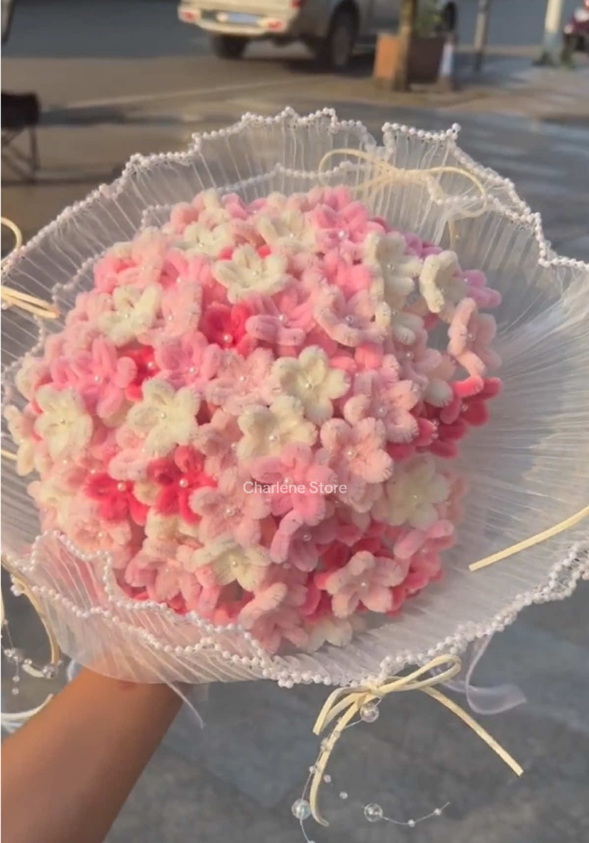 Simple DIY pipe cleaner flower bouquet 🌷✨ Perfect gift idea! #diycraft #kawatbulu #chenille #chenilleflowers #flower 