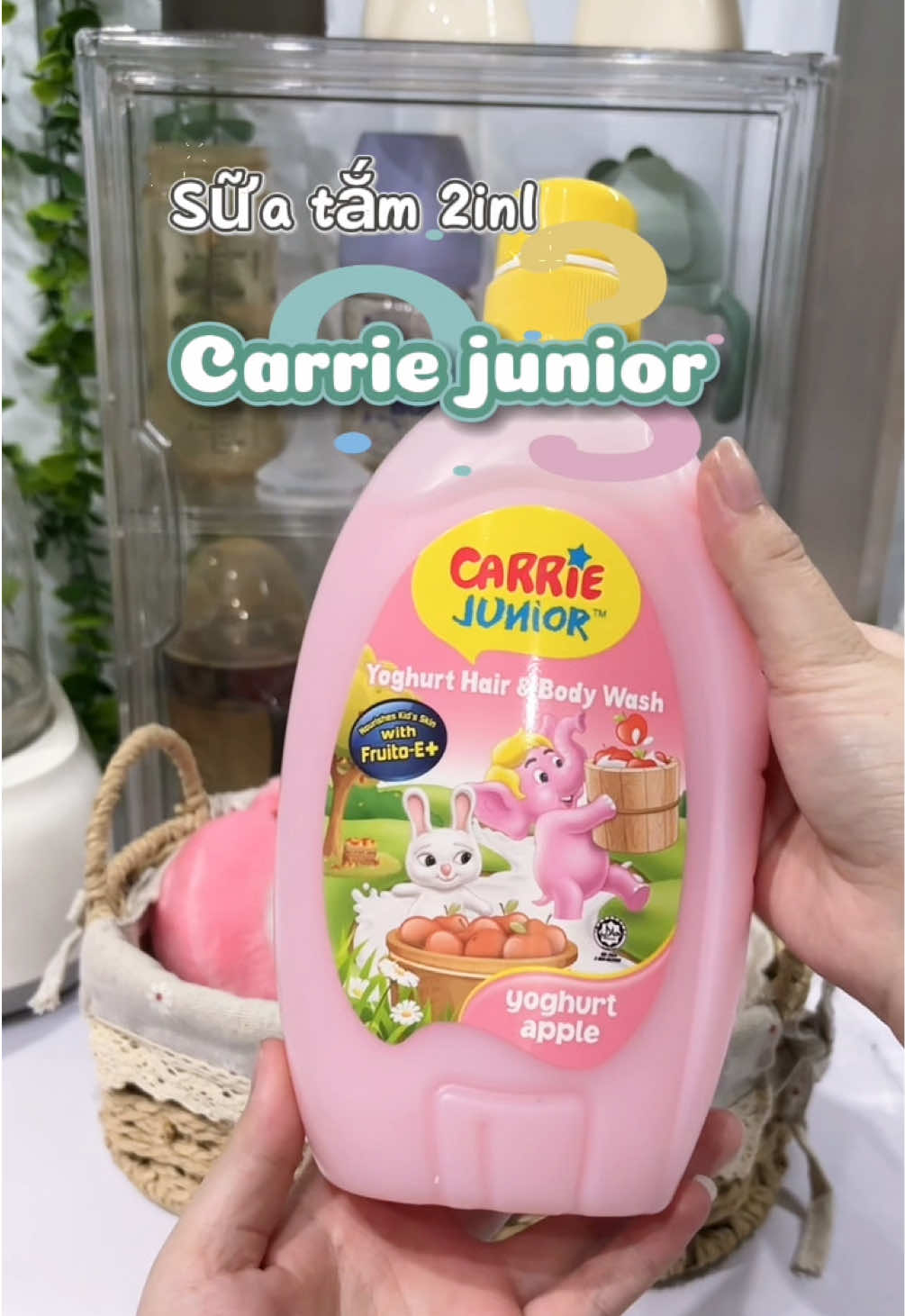 Sữa tắm 2in1 hương trái cây Carrie junior, bé tắm là vuii 🛒👇🏻#carriejunior #tamlavui #suatamchobe #suatamtreem #suatam  @Mẹ Minh Hyy 👶🏻  @Mẹ Minh Hyy 👶🏻  @Mẹ Minh Hyy 👶🏻 