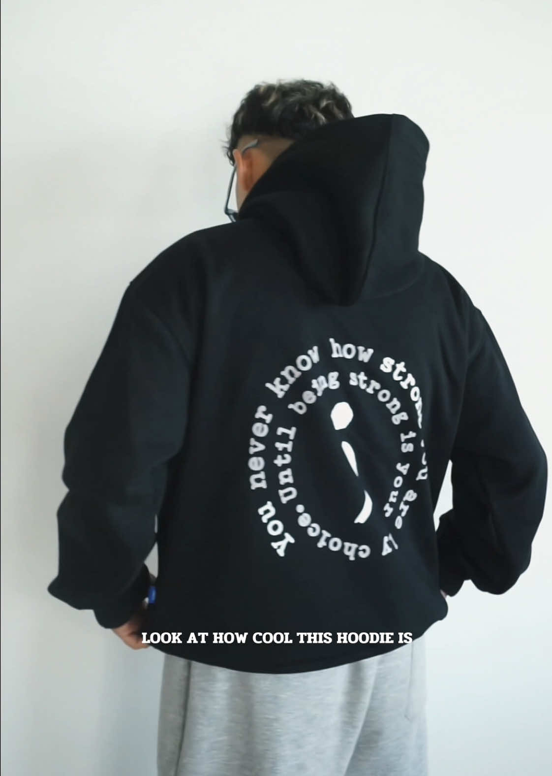 #gloomiesundayapparel #hoodie #hoodieboxy 
