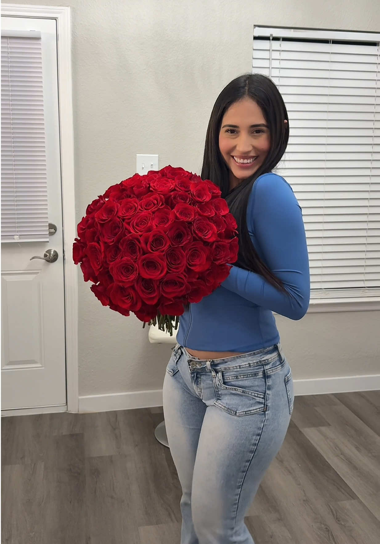 Me regale flores🤭😅