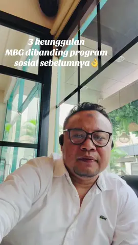 Program MBG merupakan program bantuan sosial bernilai tambah, dengan memasukkan tahapan ‘processing’ dari bahan baku, dimasak, dikemas, disajikan, dan disantap oleh siswa siswi kita sebagai penerima manfaat. Program ini juga merupakan pengejawantahan dari kehadiran negara langsung kepada rakyatnya, hingga basis akar rumput. 