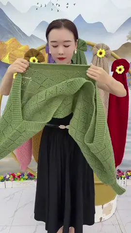 Khăn choàng dệt kim, vừa làm khăn lại có thể làm áo. Chân ái cho mùa đông #khanchoangdetkim #aolendetkim #xuhuongthoitrang #xuhuongtiktok 