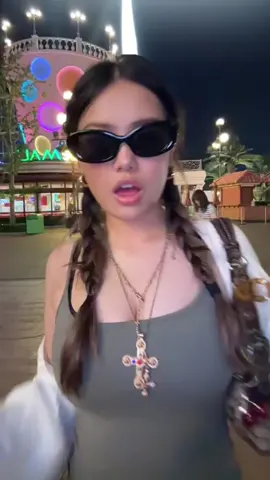 I don’t know but my outfit makes me wanna….😍