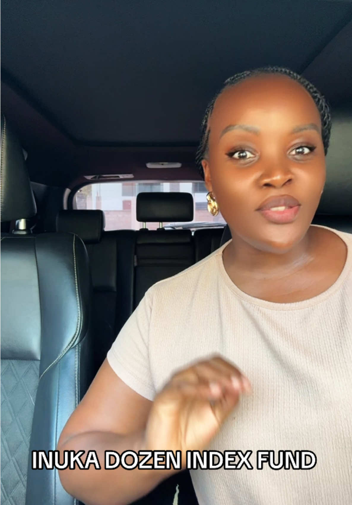 Inuka Dozen Index Fund inakuwezesha kuwekeza katika makampuni 12 bora katika soko la Hisa na kwa sasa kipande kimoja kinauzwa kwa Tshs 100 kwa bei ya awali yani IPO na IPO hii itafungwa tarehe 10 Oktoba!  Hii ni fursa nzuri sana ya uwekezaji kwa wewe ambaye unatamani kuwekeza katika soko la hisa ila haujui uwekeze katika makampuni gani. Orbit securities kupitia Inuka Dozen Index Fund wamekuletea suluhisho 😊 #fyp #fyppppppppppppppppppppppp #viral #viraltiktok #tiktokviral 