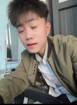 chỉ đợi em ngỏ lời