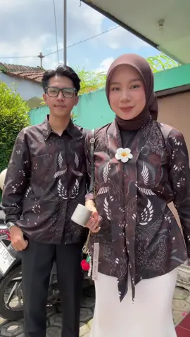 oktober K ny Kondangan ☝🏻
