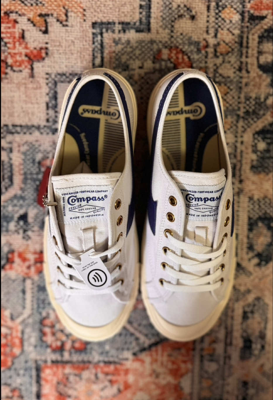 Compass Gazelle Low Whiteblue  #sepatucompass #compassgazelle #fyp 
