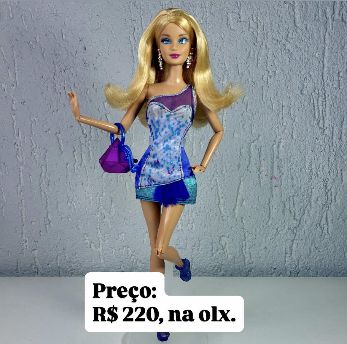 mattel boneca barbie fashionista 2012 clutch wave 1 articulada original antiga coleção VENDA DE BARBIES - ENJOEI E OLX 🛍️ PREÇO: R$ 220 👉🏻 Para mais informações sobre a compra e a condição da boneca, acesse as Lojinhas da Lu nas plataformas Enjoei e OLX! - Link para compra pelo ENJOEI: https://www.enjoei.com.br/@luciane-055781 - Link para compra pela OLX: https://www.olx.com.br/perfil/luciane-0563013a #barbie #barbiegirl #barbiefashionista #barbiearticulada #barbietiktok 