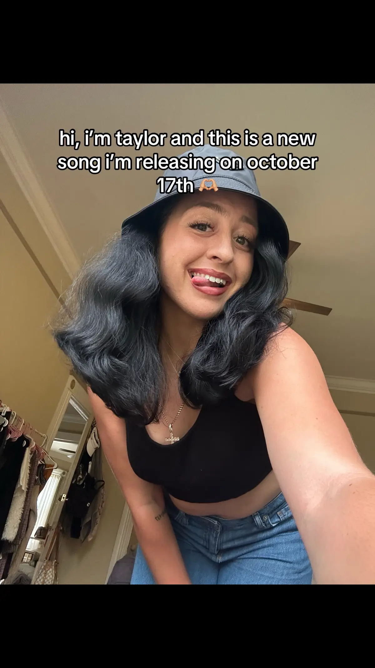 hi, i’m taylor and this is a new song i’m releasing on october 17th 🫶🏼 #rnb #music #newmusic 