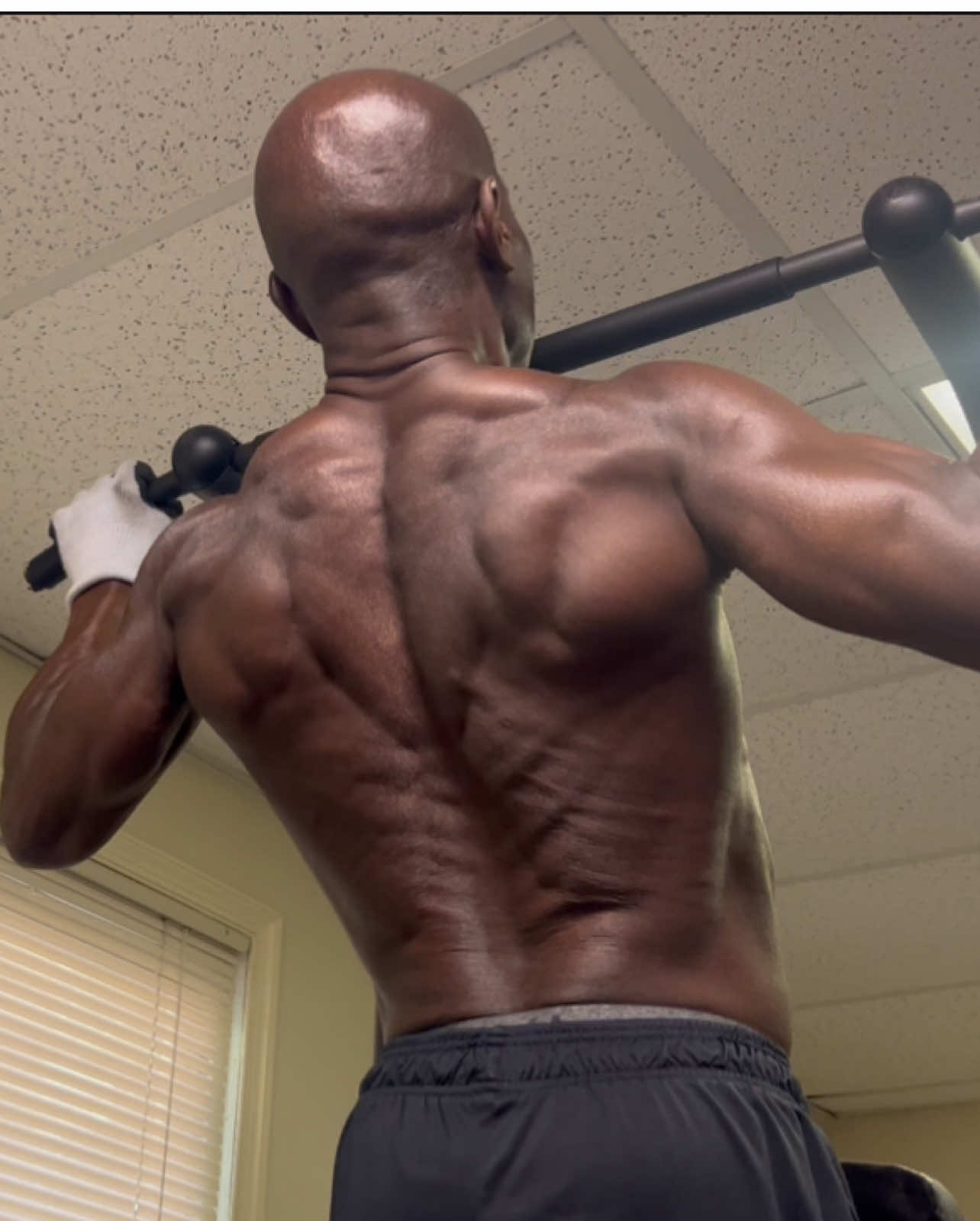 Raw video on How to Double your Pull up Count! #calisthenics #pullups 