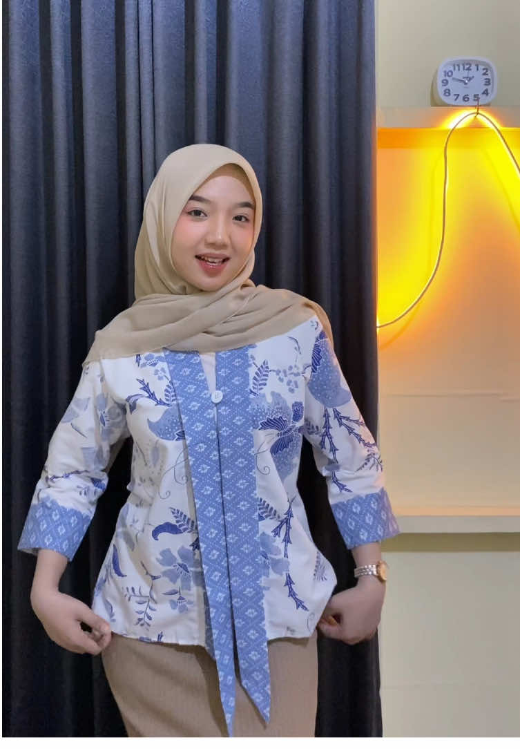 nanti keranjang kuningnya aku sematin, save aja dulu🫰🏻 #batik #bajubatik #batikcewek 