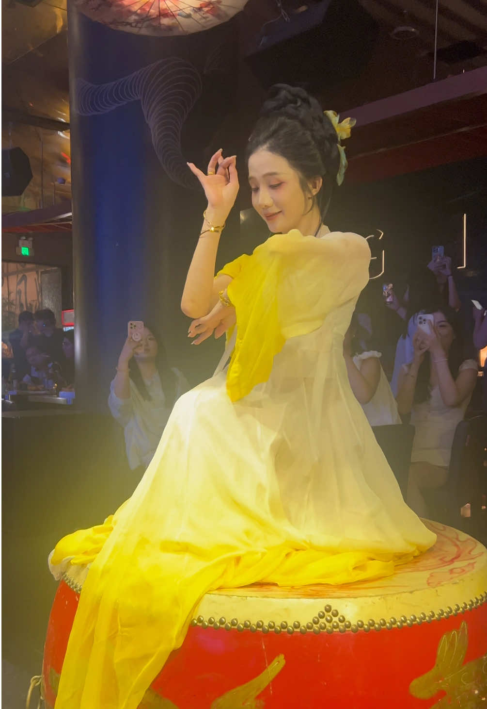 #GIGI #郭喆喆 #douyin #cotrangtrungquoc #taytraichitrang 